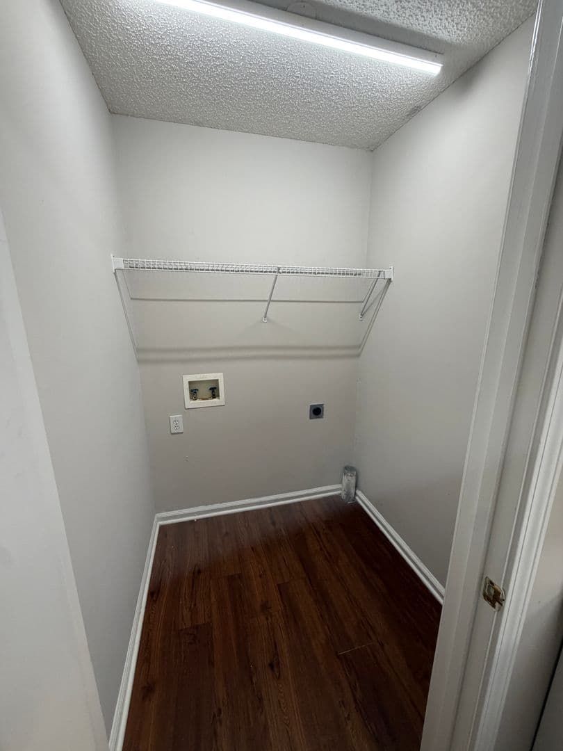 Concord Apartment: 1400 Oak Pond Place NW
