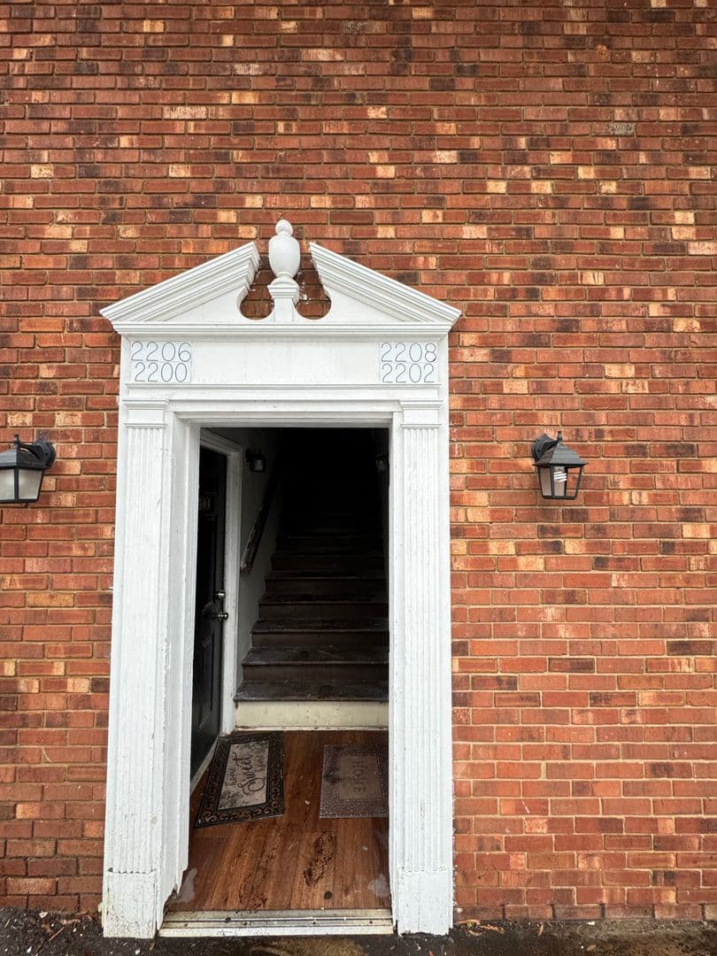 Kannapolis House: 2208 South Main Street