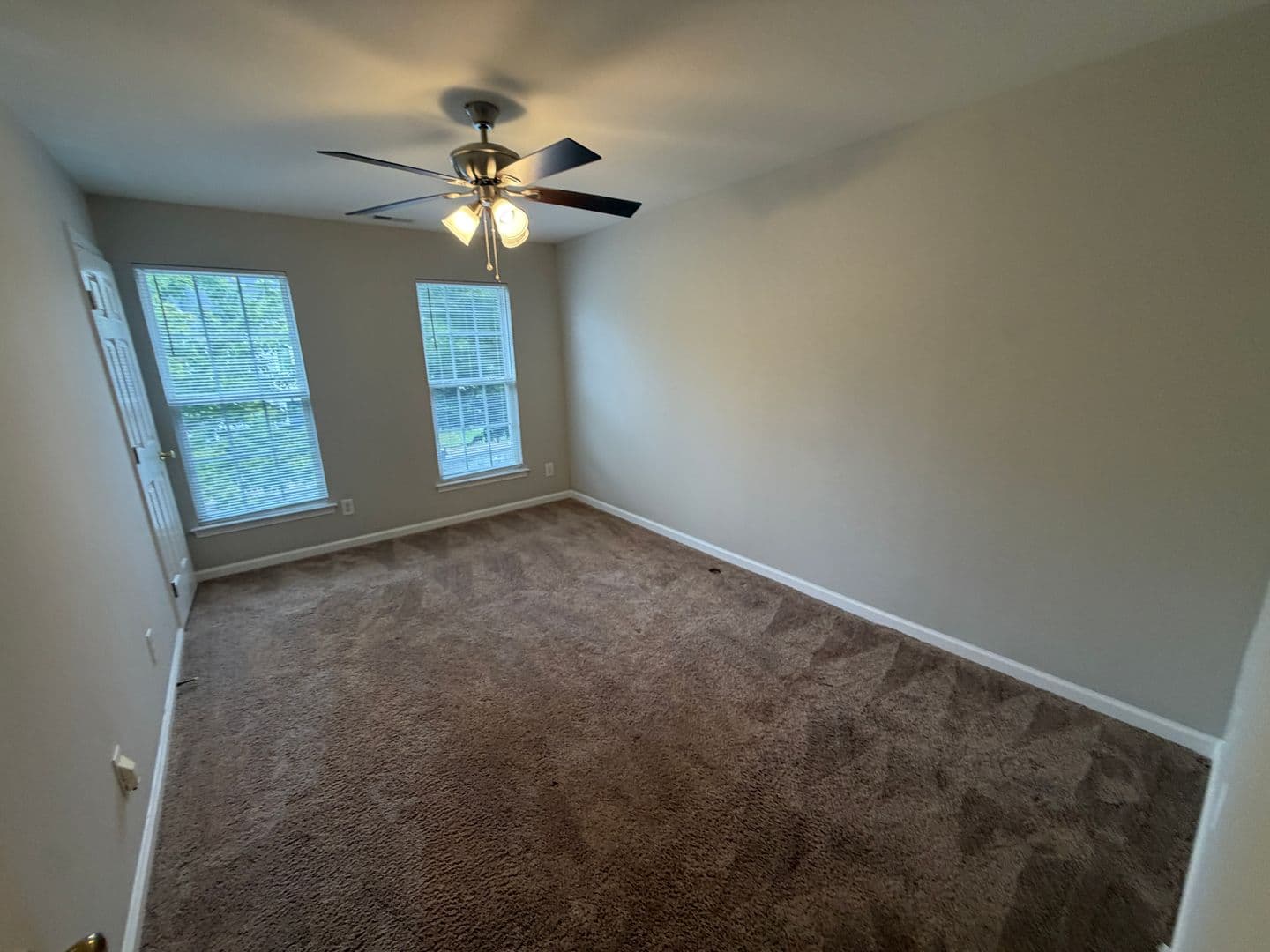 Harrisburg House: 4221 Carl Parmer Dr
