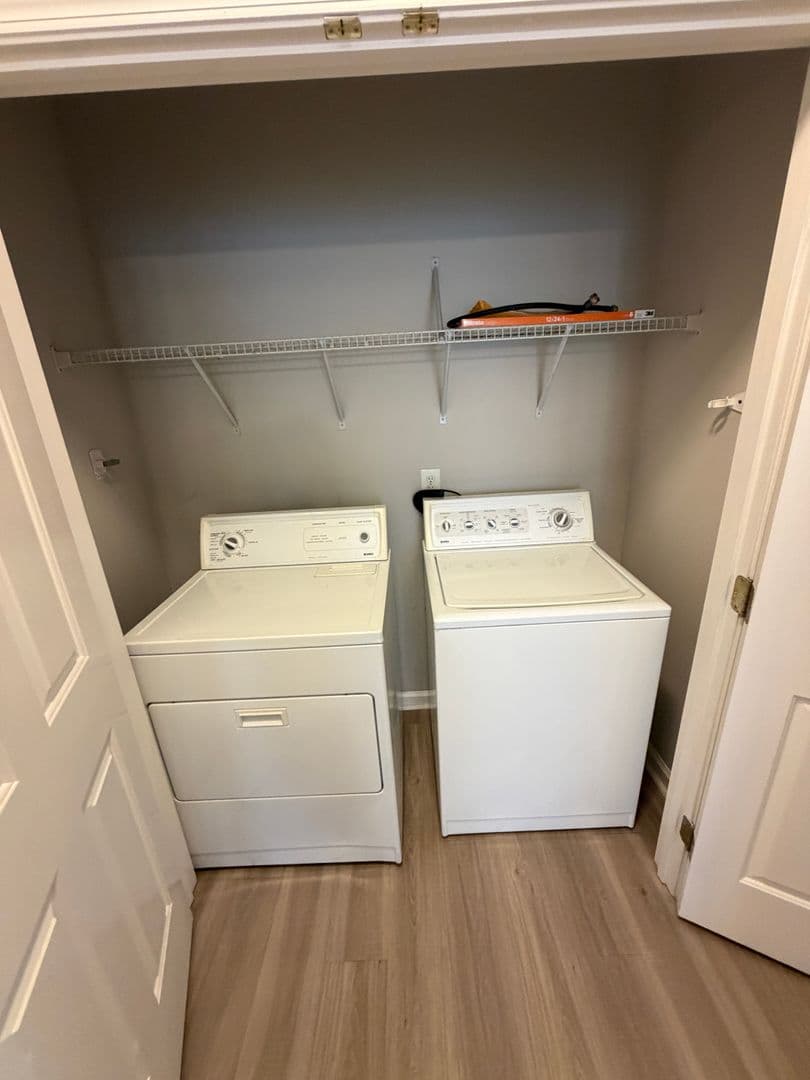 Harrisburg House: 4221 Carl Parmer Dr