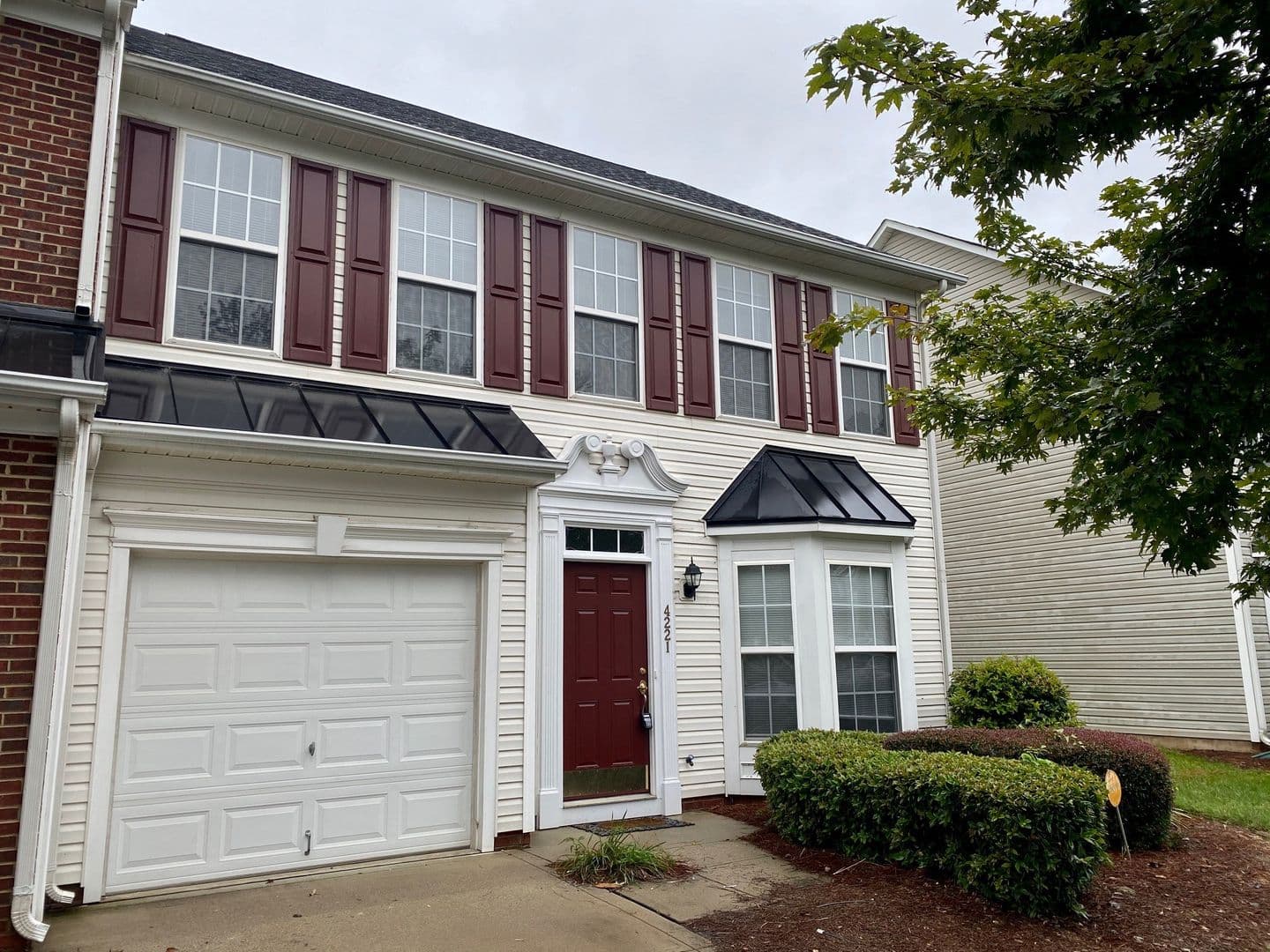 Harrisburg House: 4221 Carl Parmer Dr