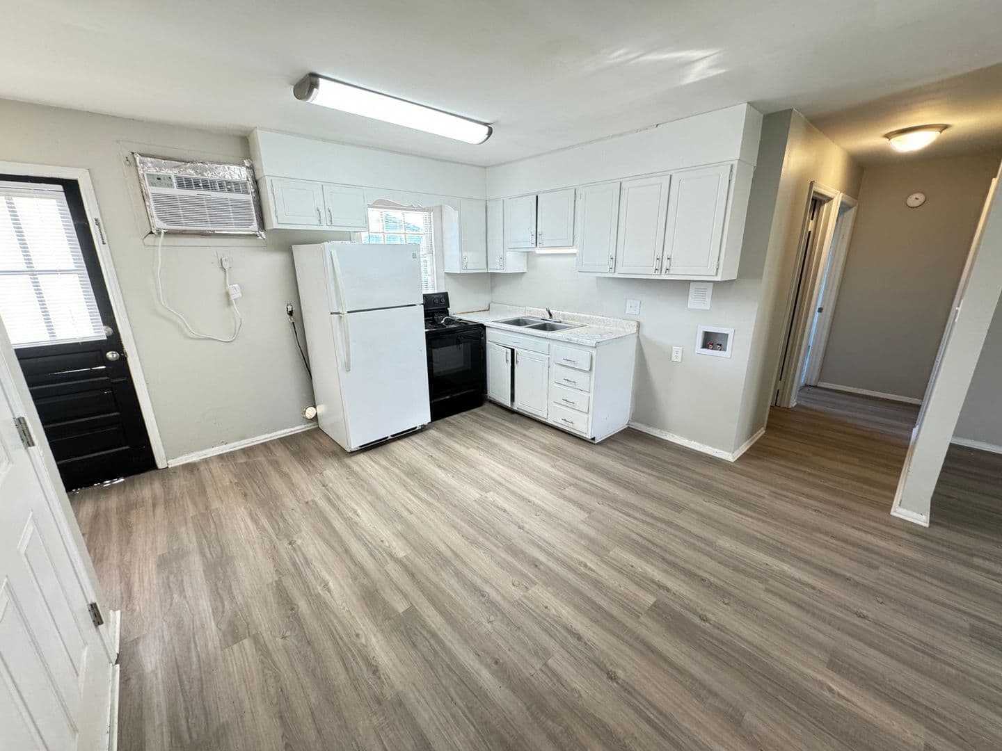 Kannapolis House: 2208 South Main Street