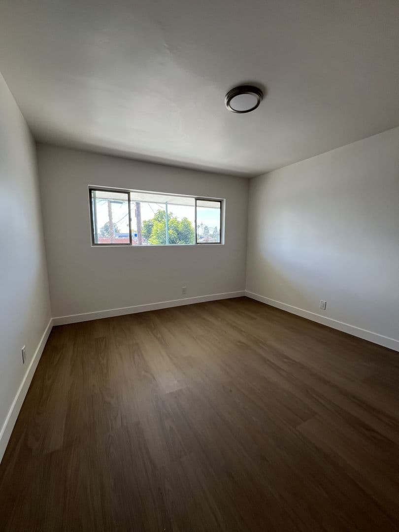 Lynwood Apartment: 3318-3324 Martin Luther King Blvd.