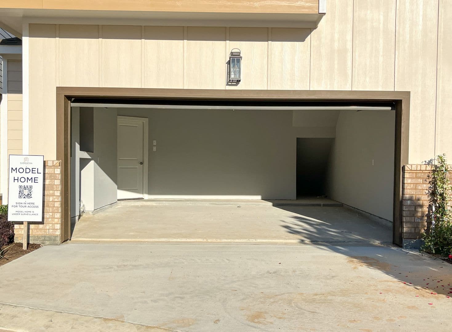 Spring Multiplex: 5701 Spring Stuebner Rd