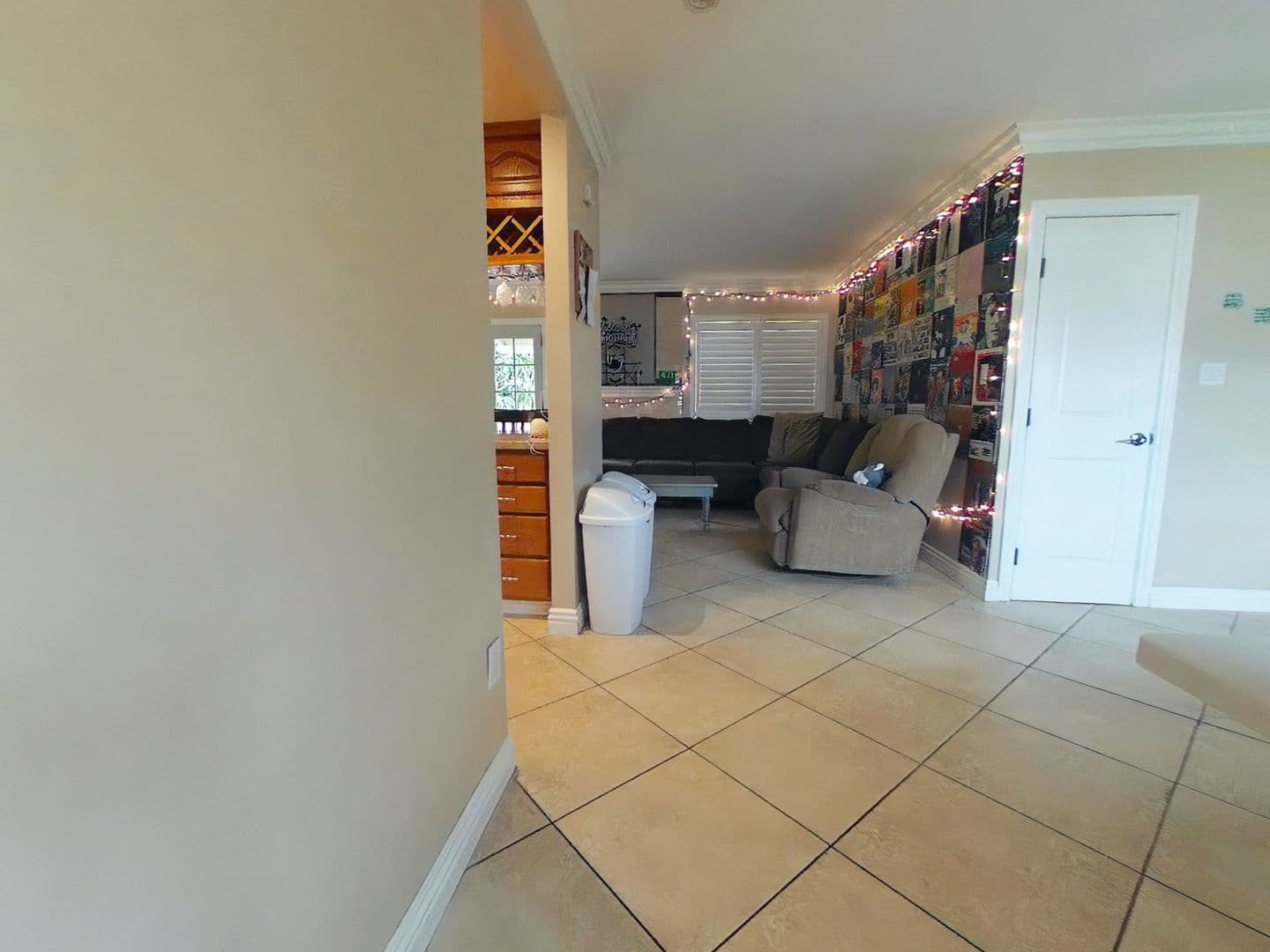 San Diego House: 4865 Campanile Drive