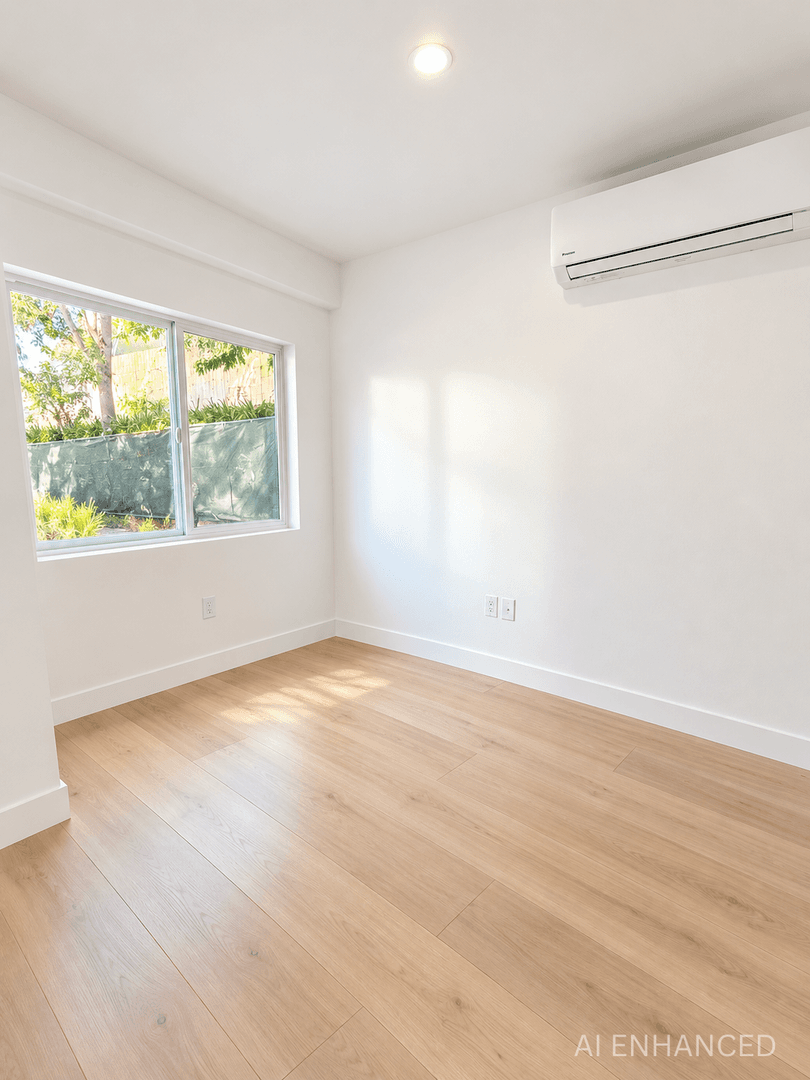 Santa Barbara Apartment: 529 W Victoria Street - 1236 San Pascual Street