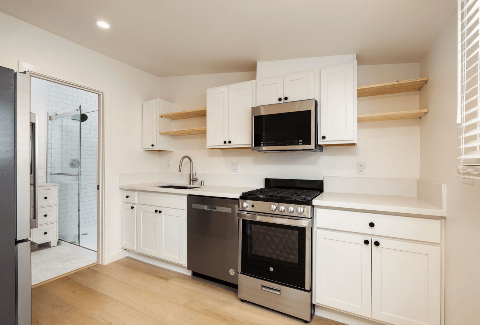 Santa Barbara Apartment: 510 Chapala St.