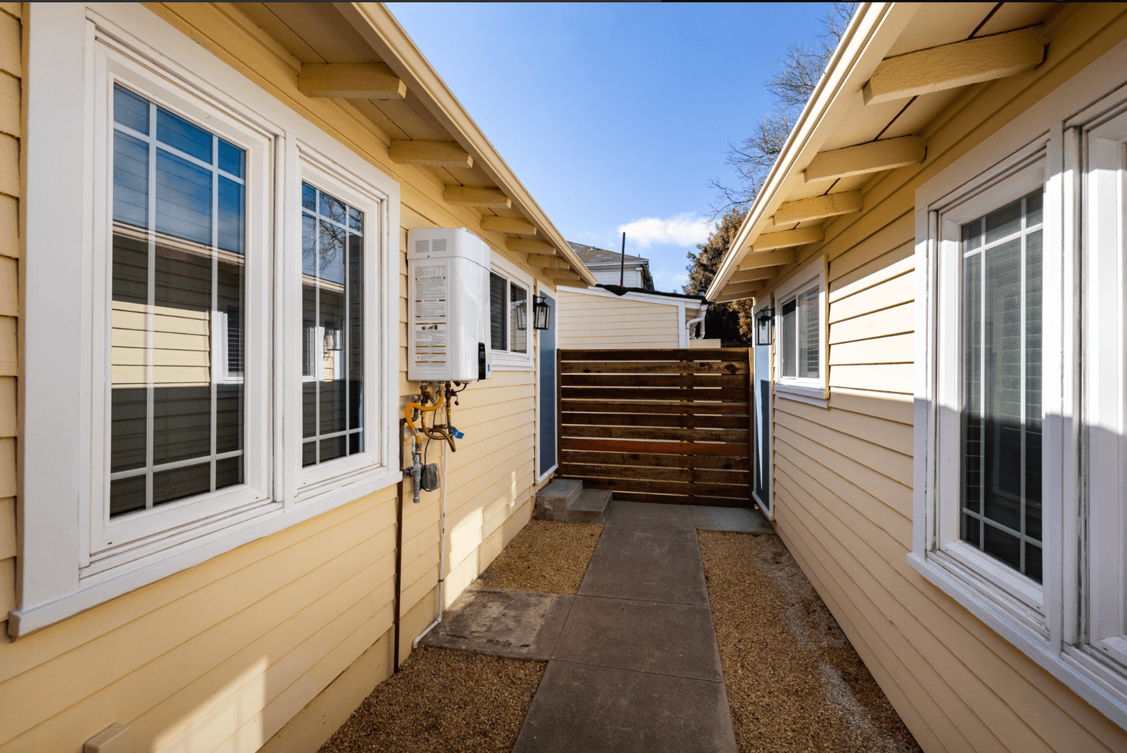 Santa Barbara Apartment: 510 Chapala St.