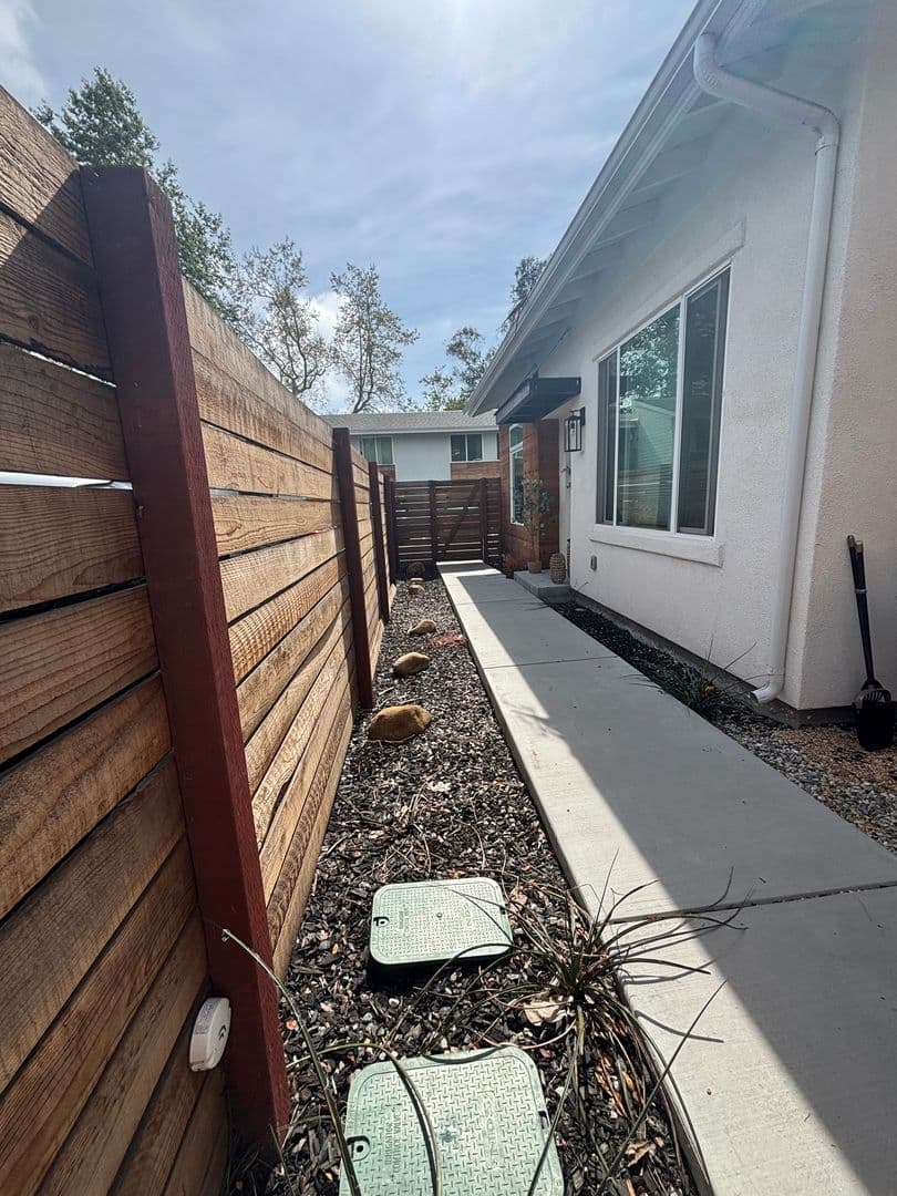 Santa Barbara Apartment: 528 West Los Olivos Street