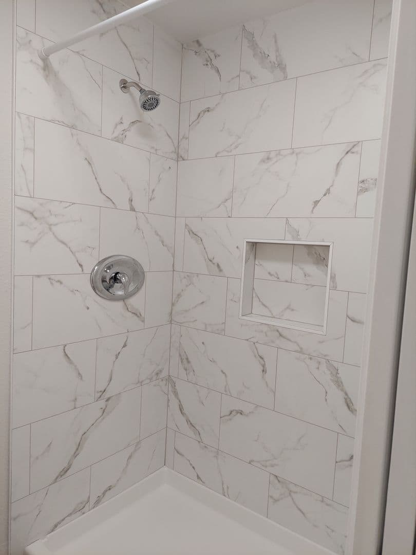 Huntington Beach Apartment: 6100 Edinger Ave