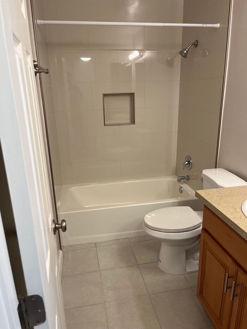 Huntington Beach Apartment: 6100 Edinger Ave