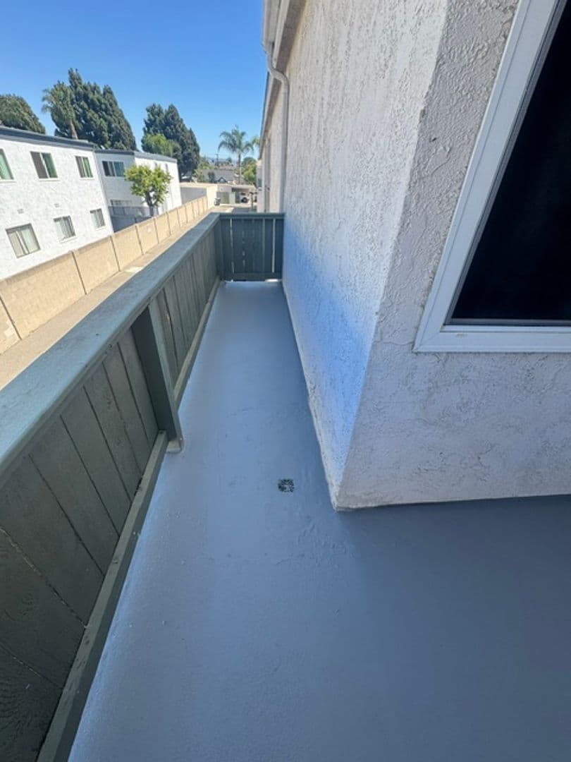Costa Mesa Apartment: 2311 Elden Avenue