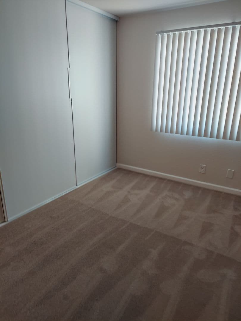 Huntington Beach Apartment: 6100 Edinger Ave