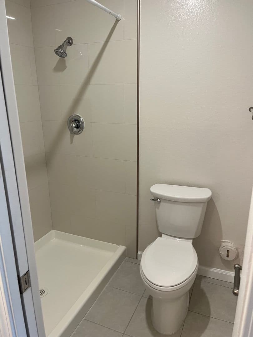 Huntington Beach Apartment: 6100 Edinger Ave