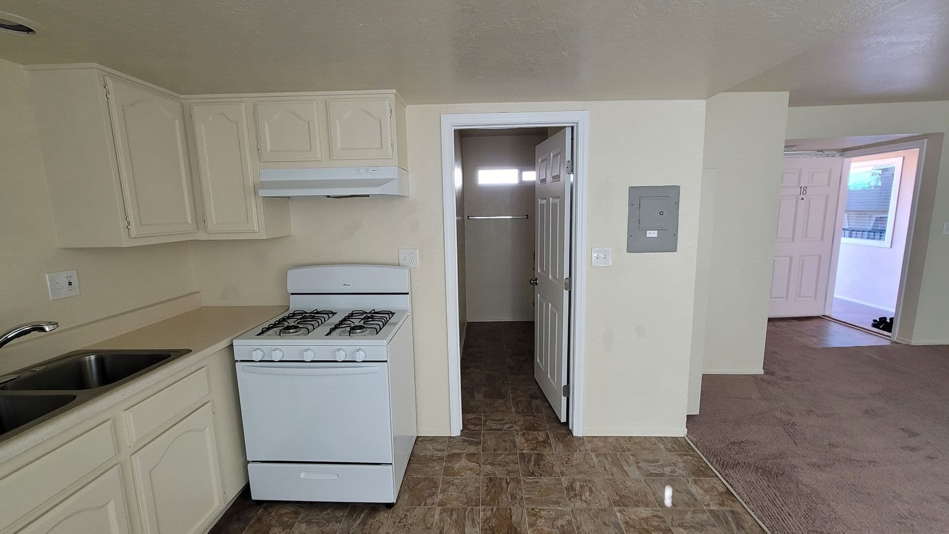 Huntington Beach Apartment: 428 16th Street