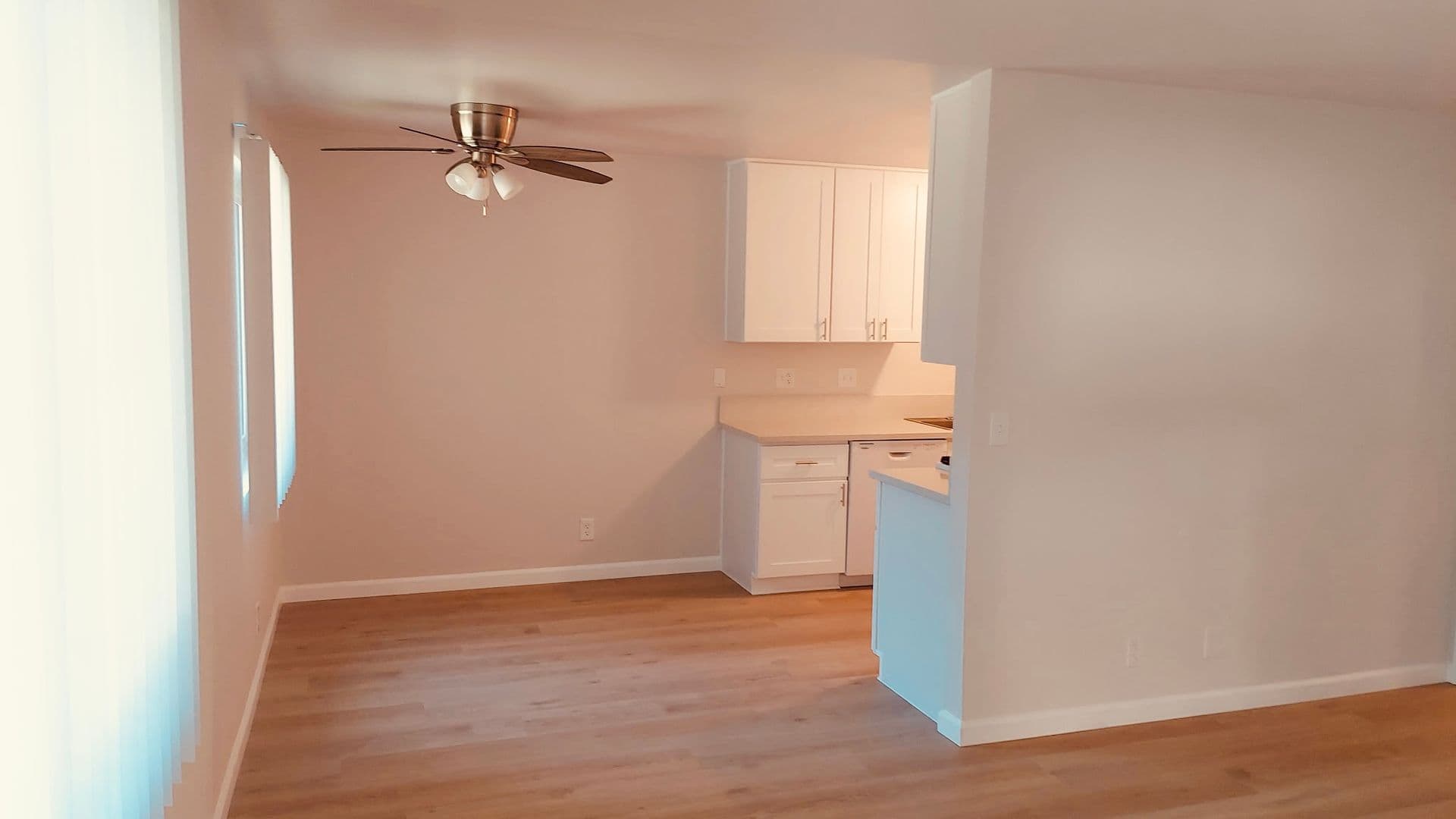 Huntington Beach Apartment: 6100 Edinger Ave