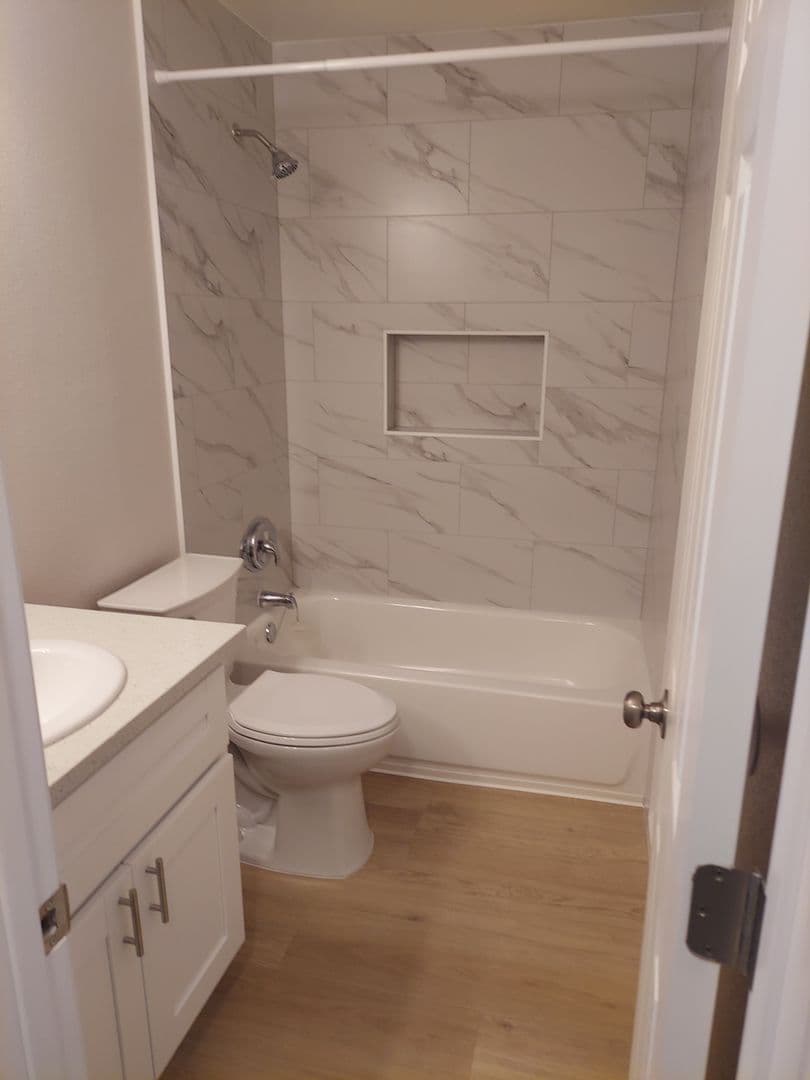 Huntington Beach Apartment: 6100 Edinger Ave