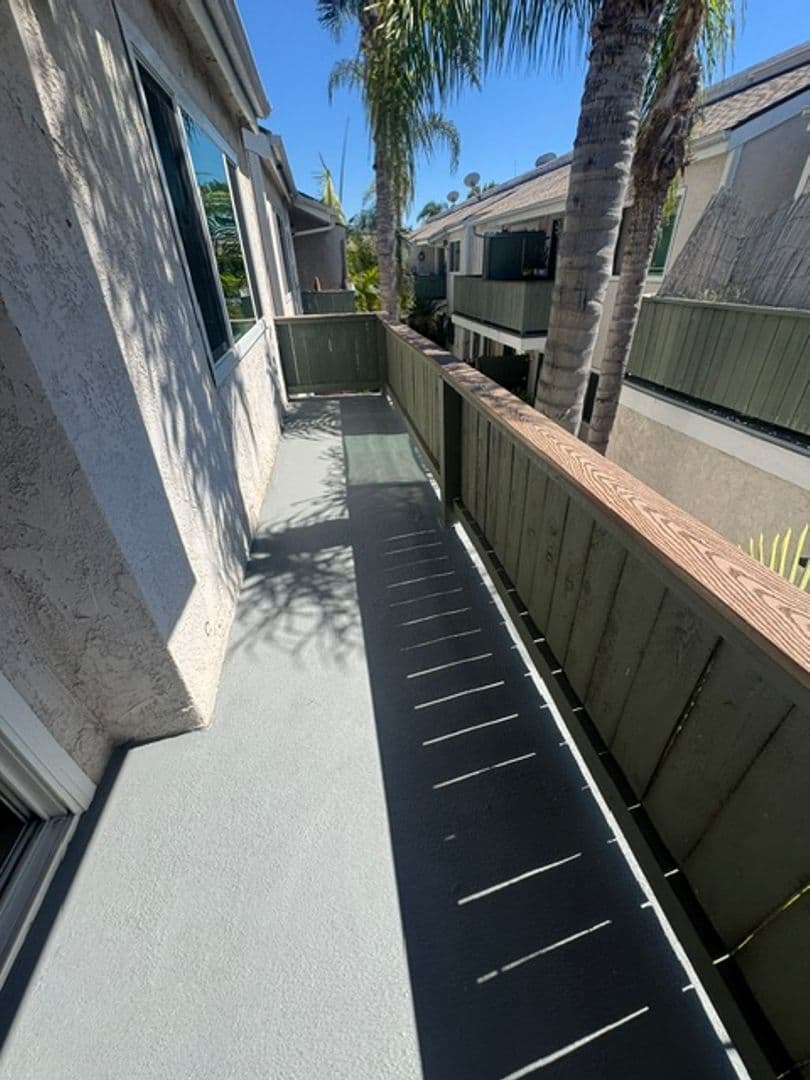 Costa Mesa Apartment: 2311 Elden Avenue