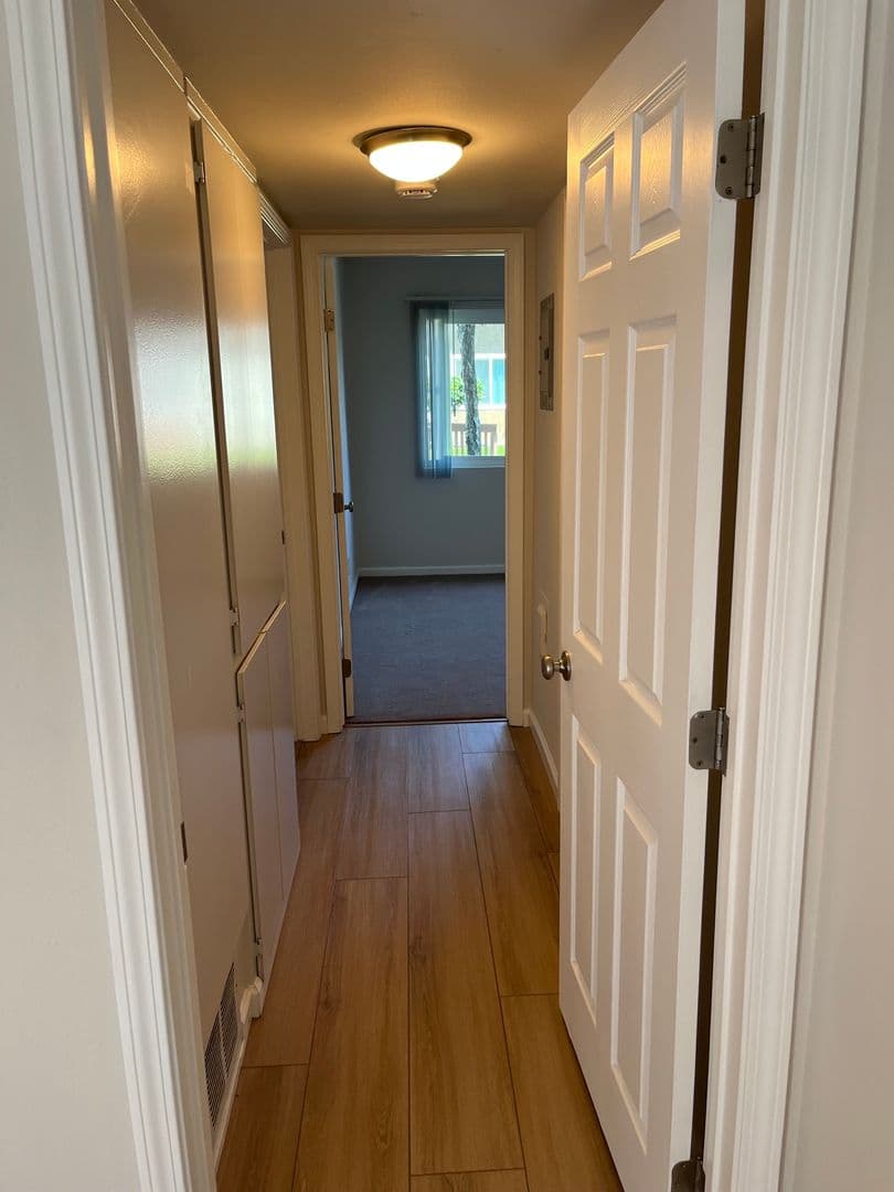 Huntington Beach Apartment: 6100 Edinger Ave
