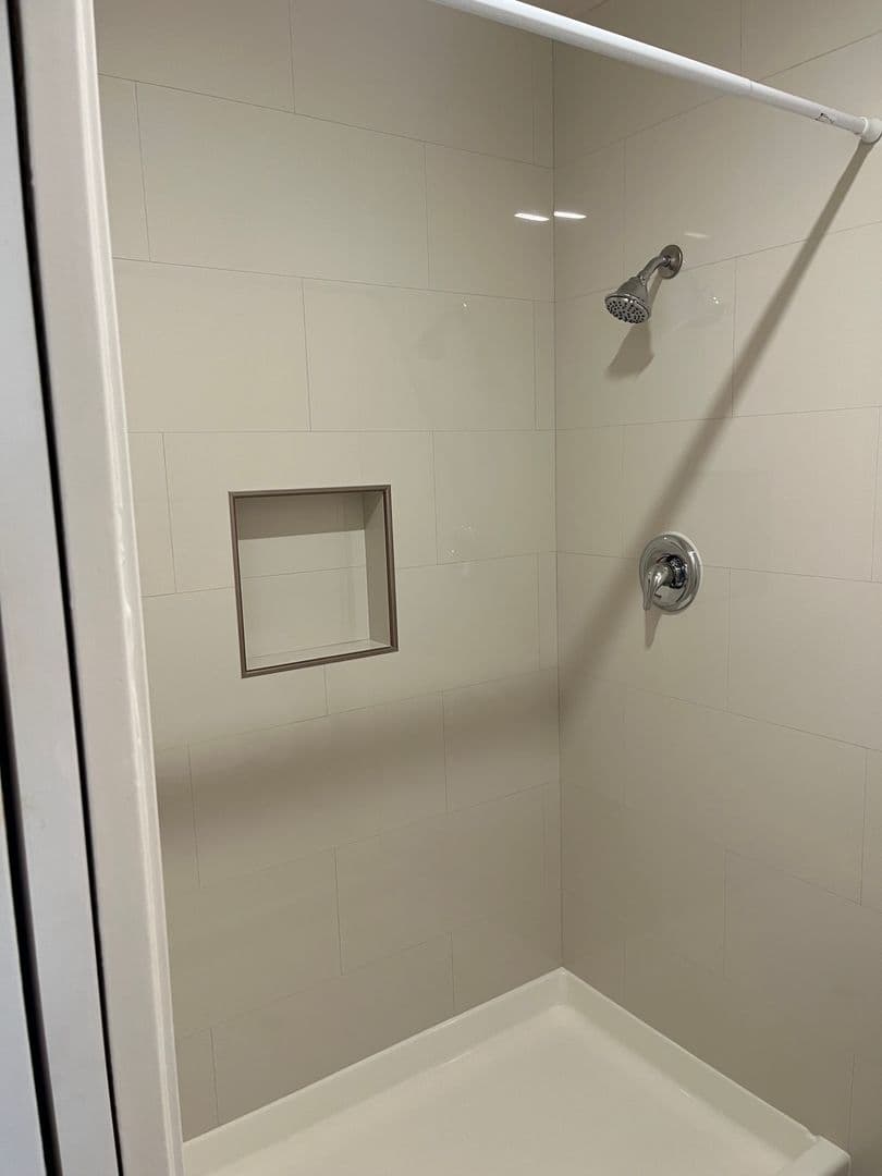 Huntington Beach Apartment: 6100 Edinger Ave