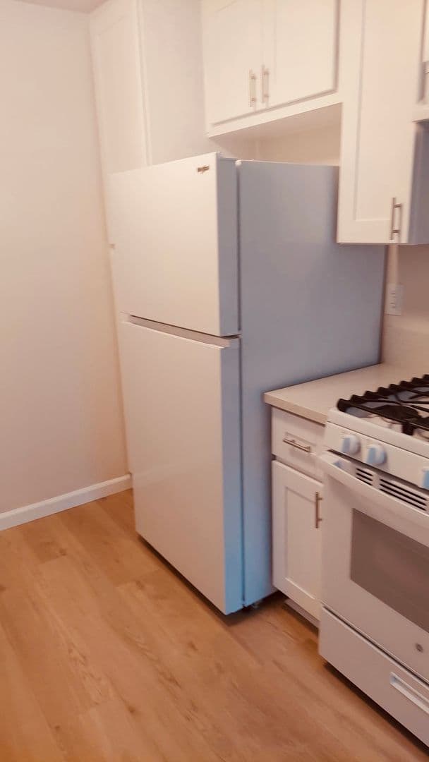Huntington Beach Apartment: 6100 Edinger Ave