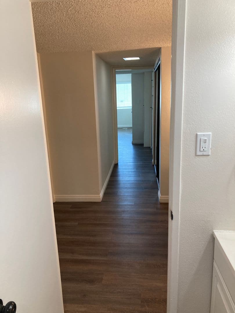 LONG BEACH Apartment: 21 62ND PLACE