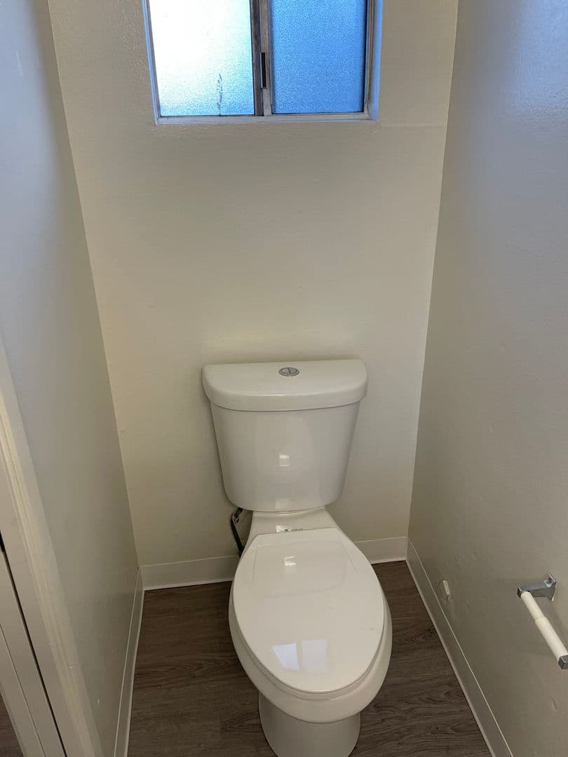 BELLFLOWER Apartment: 9044 - 46 WALNUT STREET