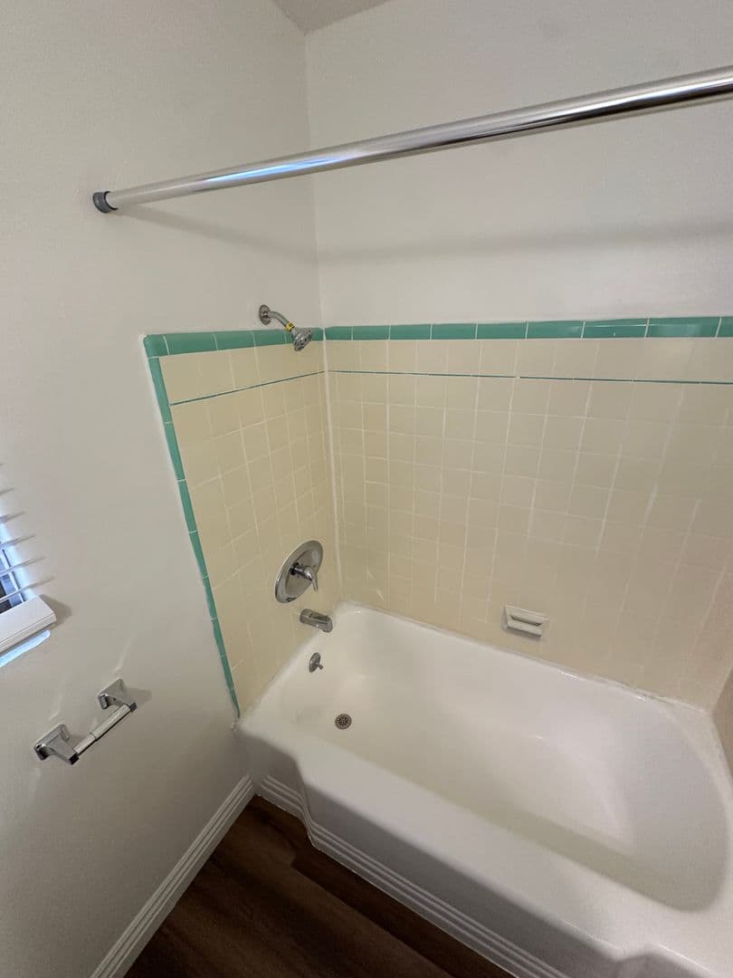 LONG BEACH Apartment: 625 ELM AVENUE