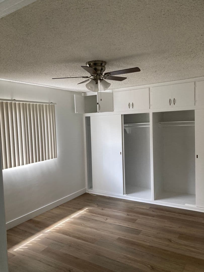LONG BEACH Apartment: 1410 & 1418 E 3RD ST.