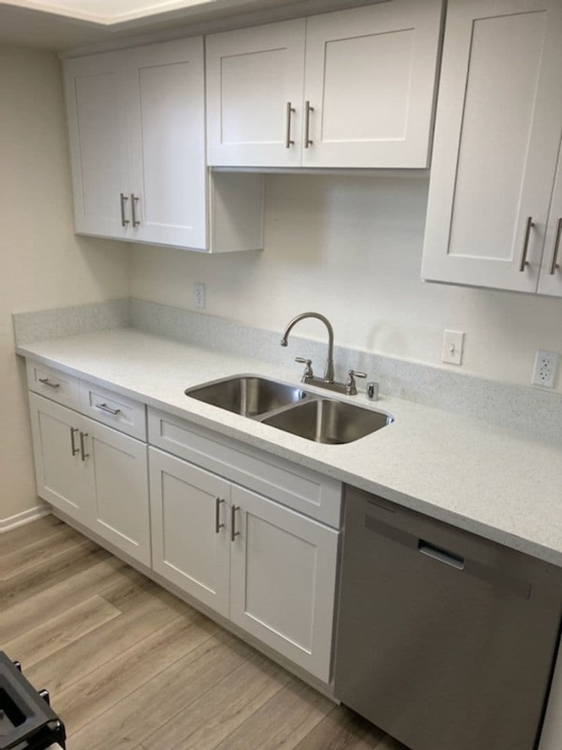 LONG BEACH Apartment: 1365 OHIO AVENUE