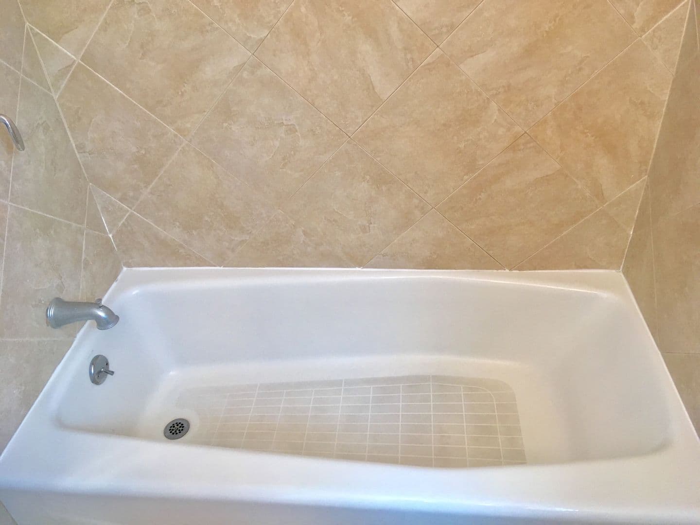 LONG BEACH Apartment: 5289 E THE TOLEDO