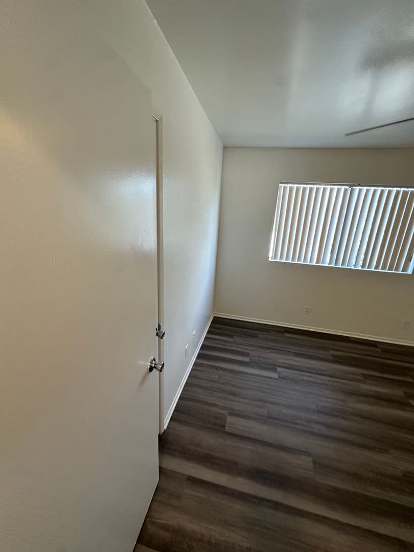 LONG BEACH Apartment: 4104 ELM AVENUE