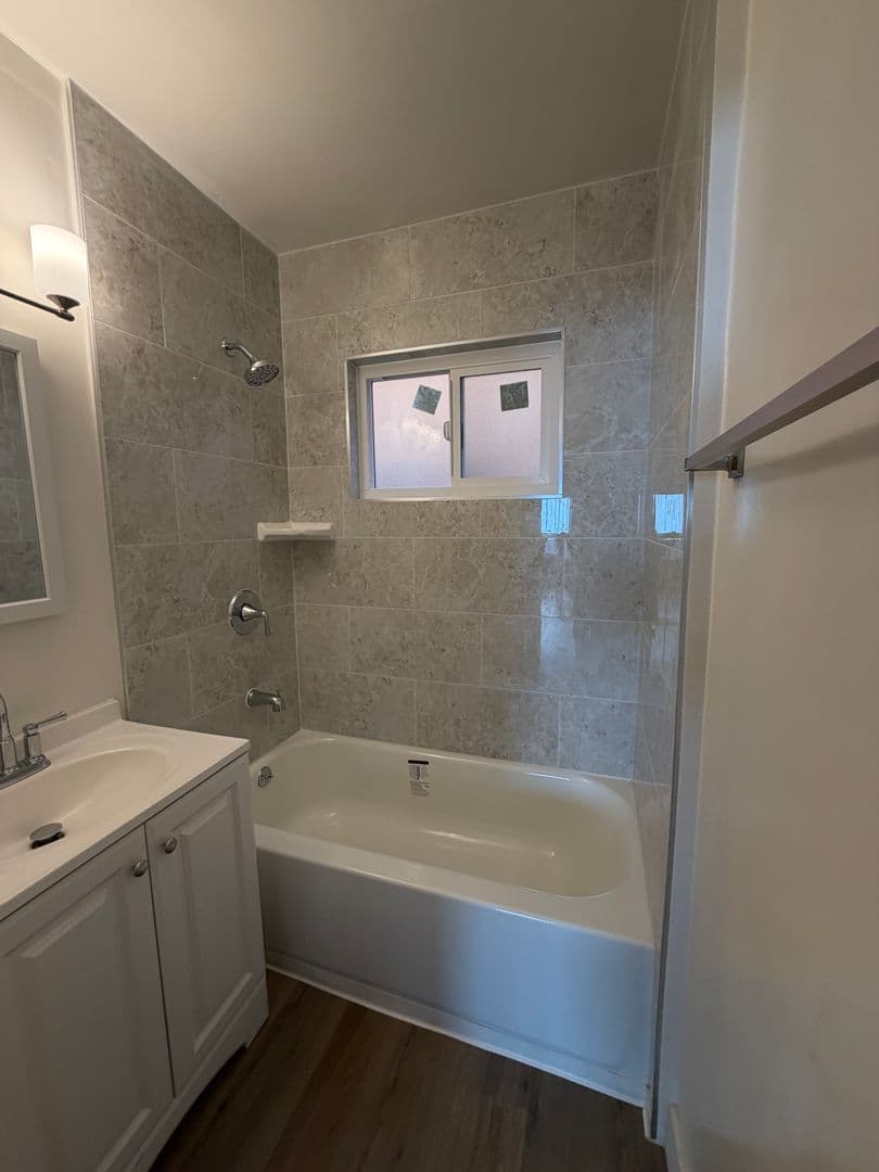 LONG BEACH Apartment: 2034 FLORIDA ST