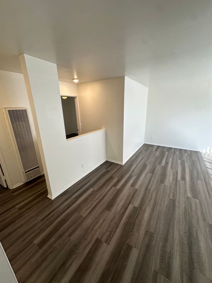 LONG BEACH Apartment: 4104 ELM AVENUE