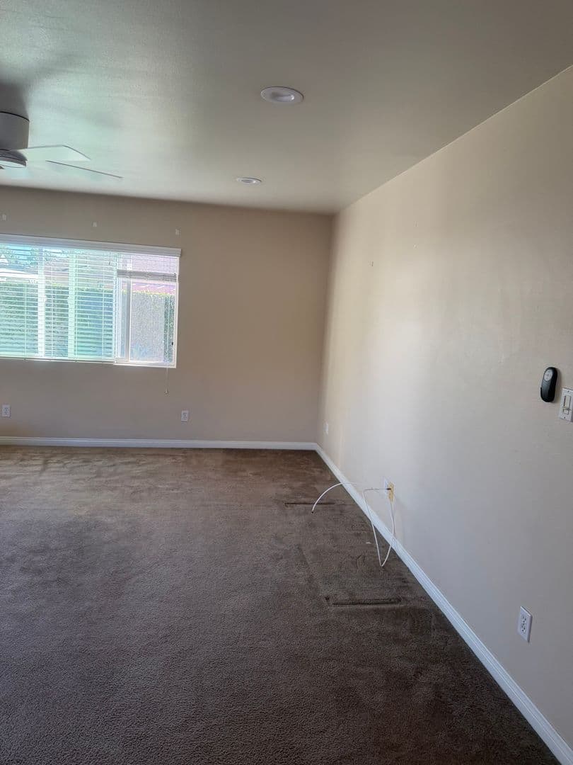 LONG BEACH House: 5350 E. MEZZANINE WAY