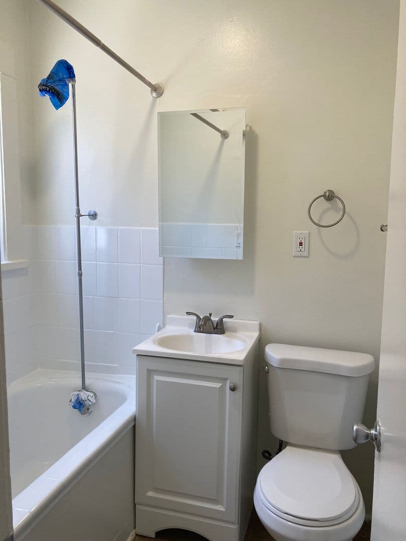 LONG BEACH Apartment: 1151 DAISY AVE
