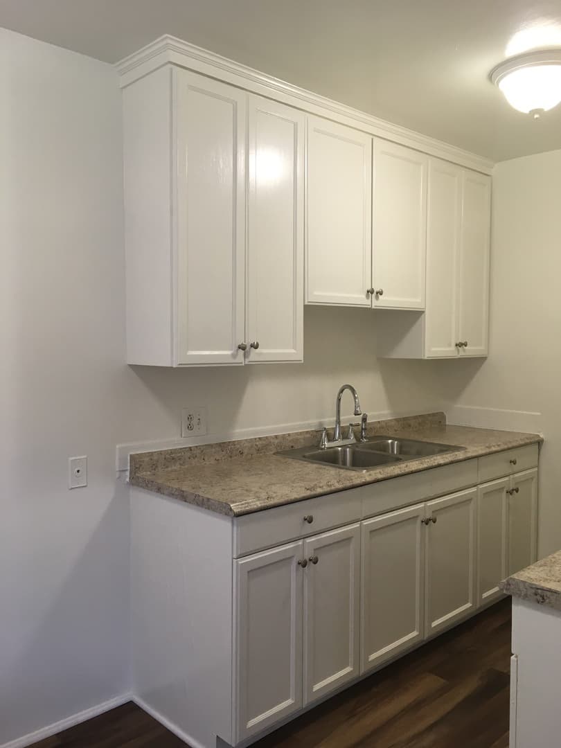 LONG BEACH Apartment: 1259 N. LOMA VISTA DR.
