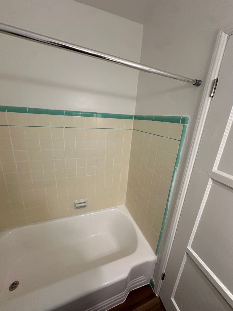 LONG BEACH Apartment: 625 ELM AVENUE