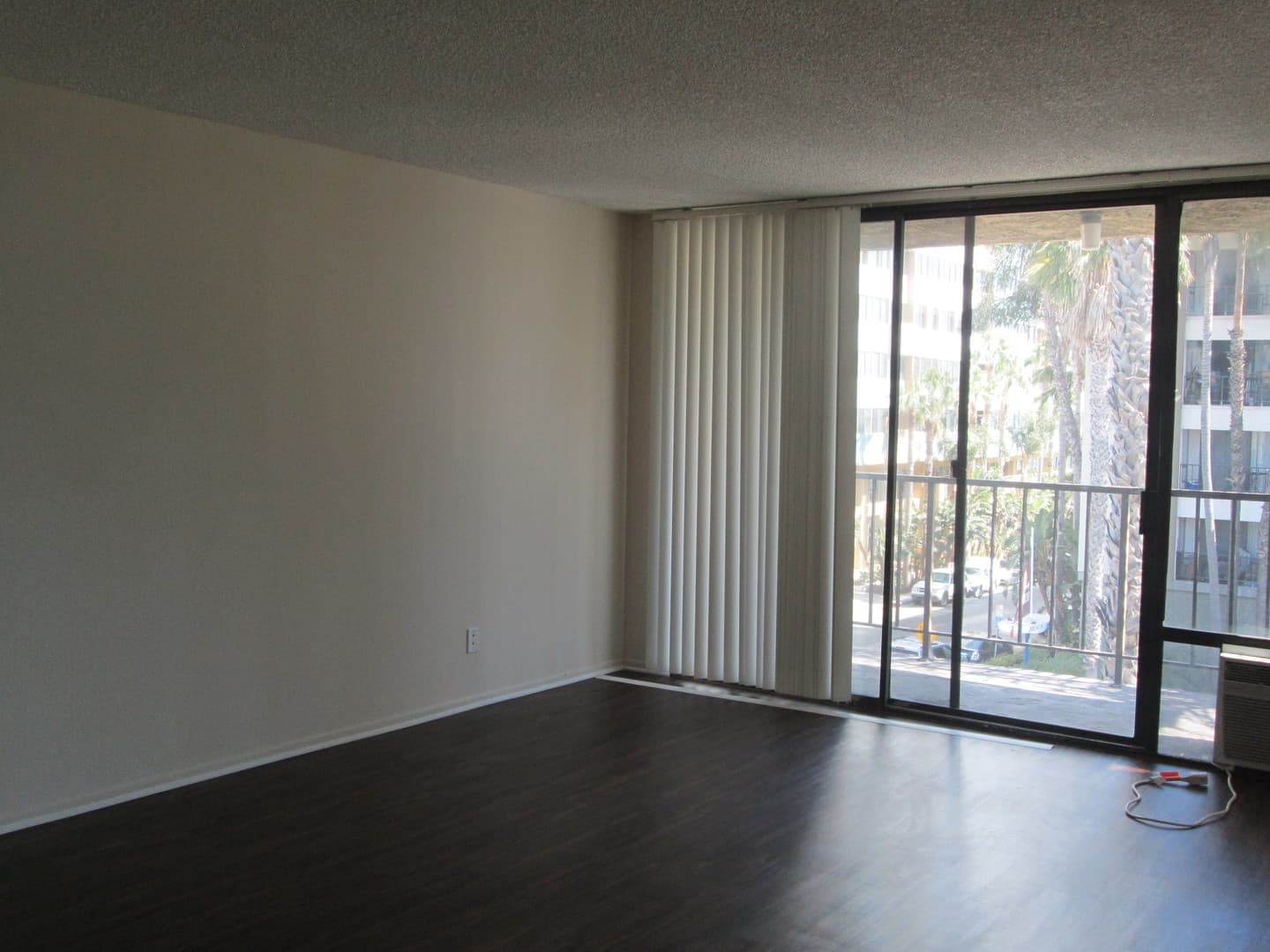 LONG BEACH Condo: 1803 E. OCEAN BLVD.#401