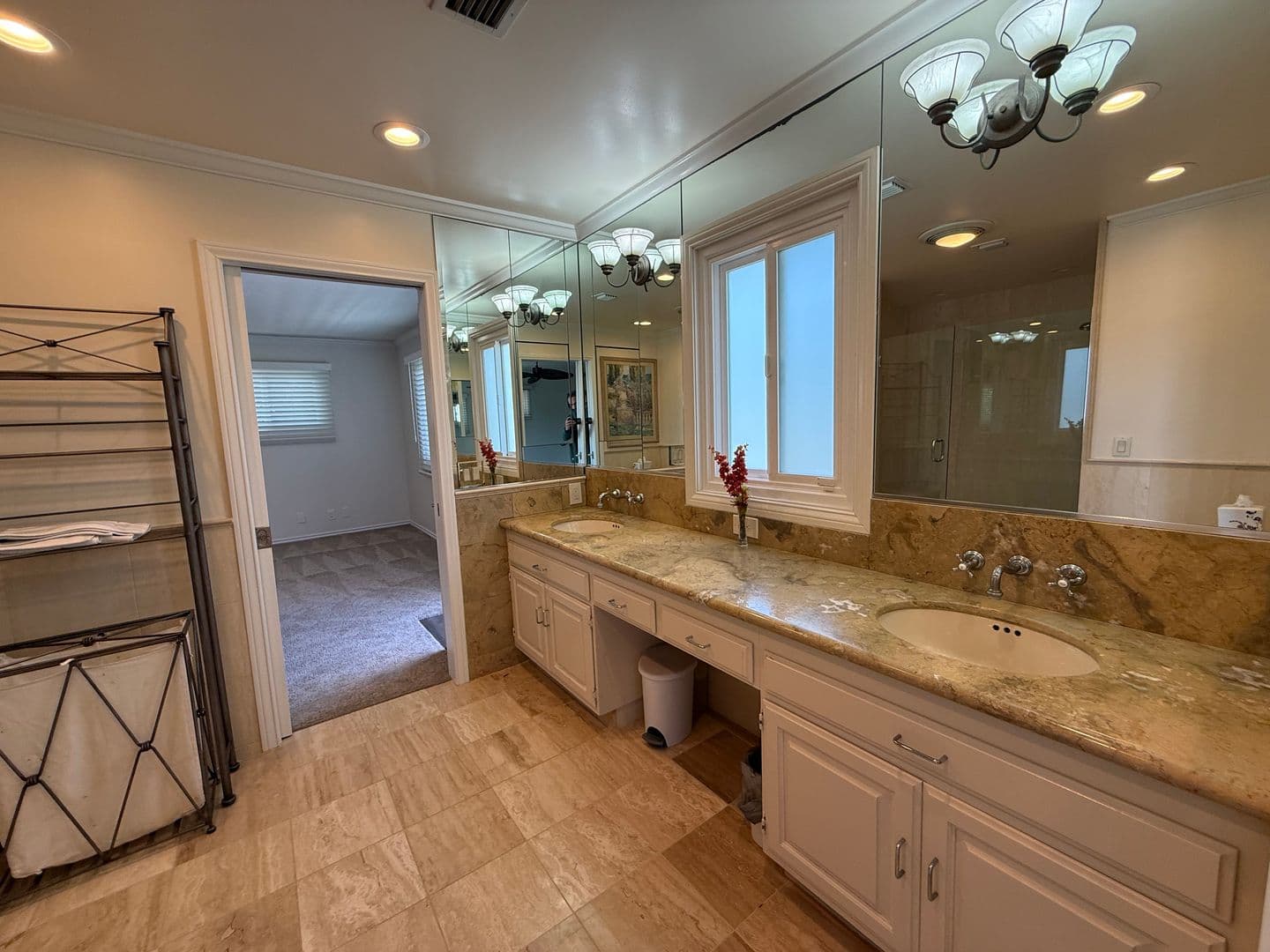 LONG BEACH House: 5290 1/2 E. EL ROBLE STREET