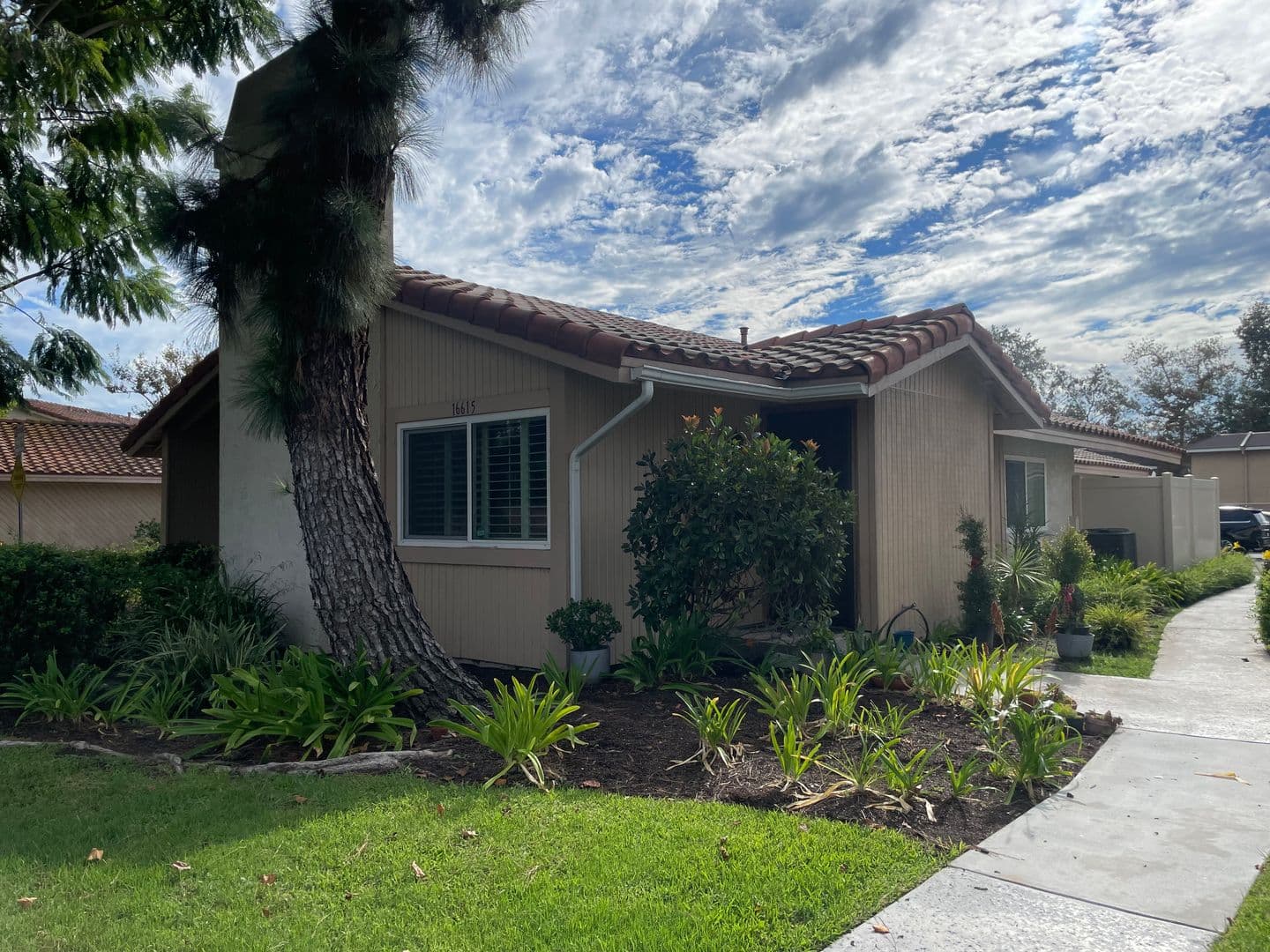 CERRITOS House: 16615 BLOOMFIELD AVE #6