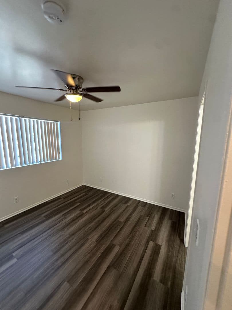 LONG BEACH Apartment: 4104 ELM AVENUE