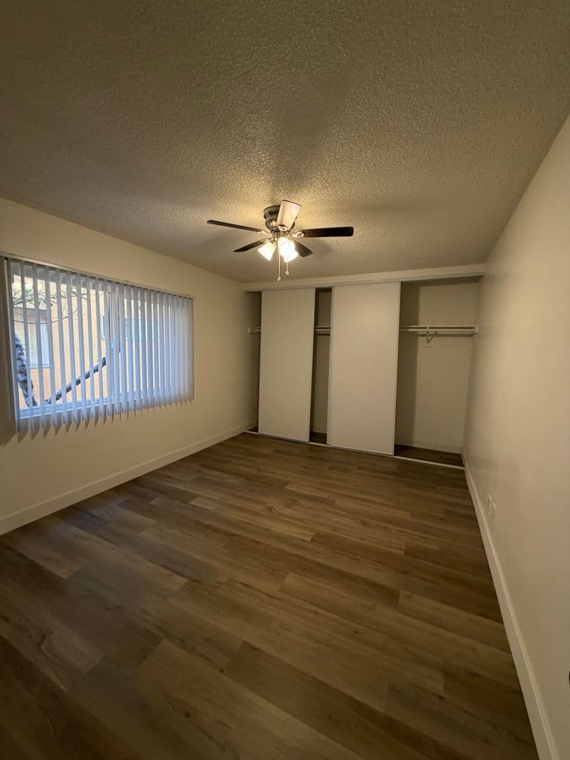 LONG BEACH Apartment: 2034 FLORIDA ST