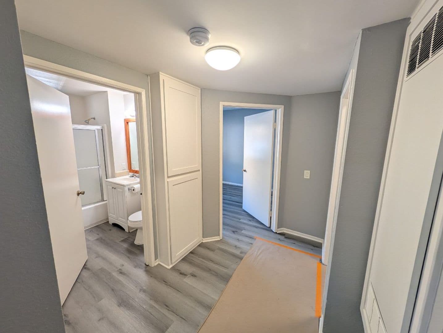 LONG BEACH Apartment: 3043 E. 15TH STREET