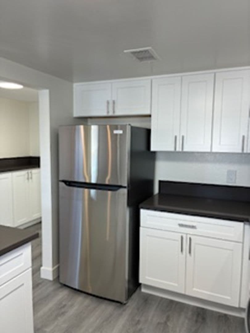 LONG BEACH Apartment: 2204 E. 4TH STREET