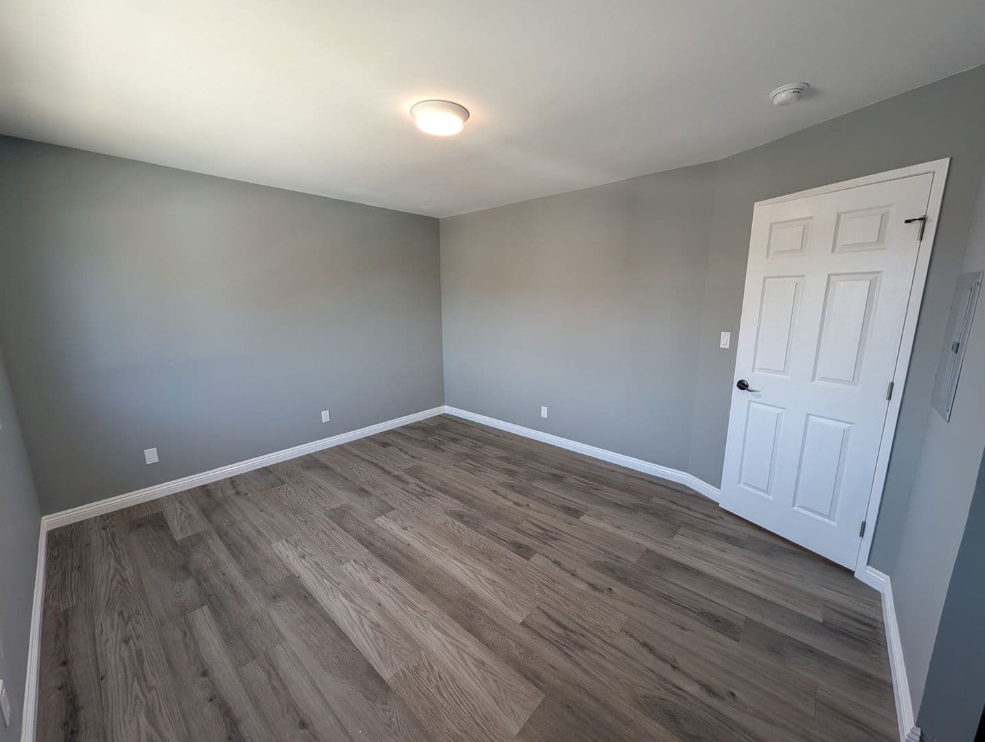 LONG BEACH Apartment: 1129 CHERRY AVE.