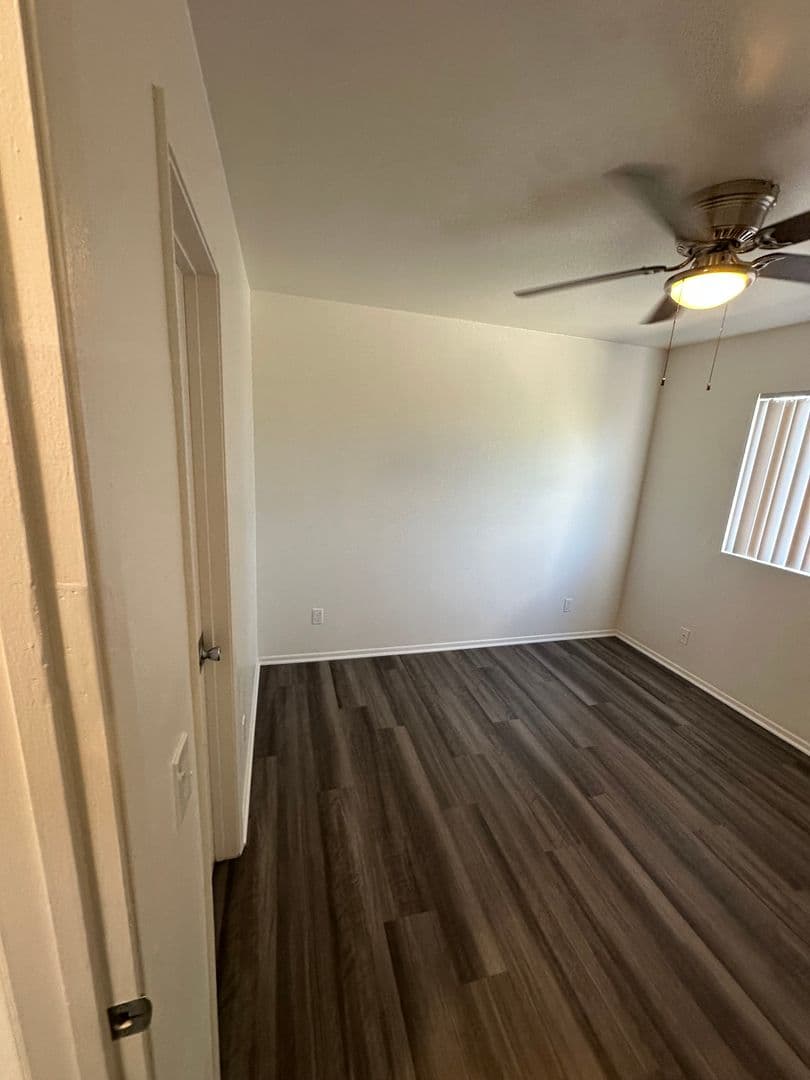 LONG BEACH Apartment: 4104 ELM AVENUE