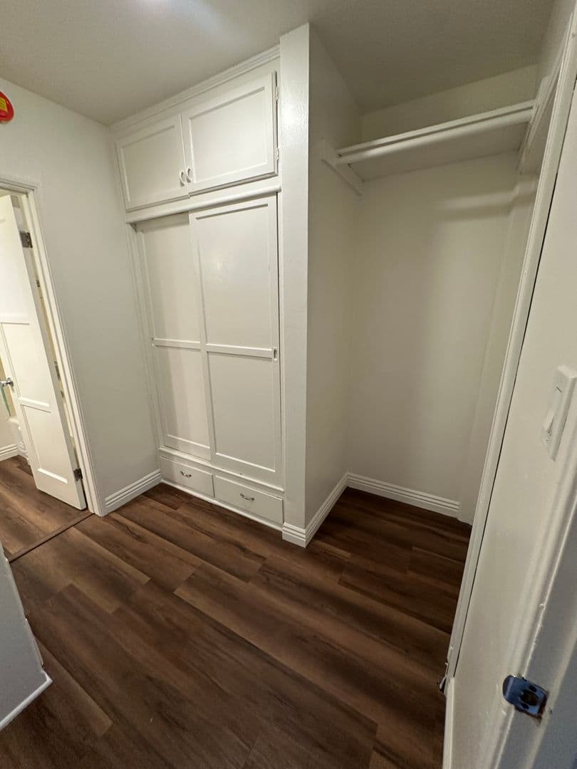 LONG BEACH Apartment: 625 ELM AVENUE