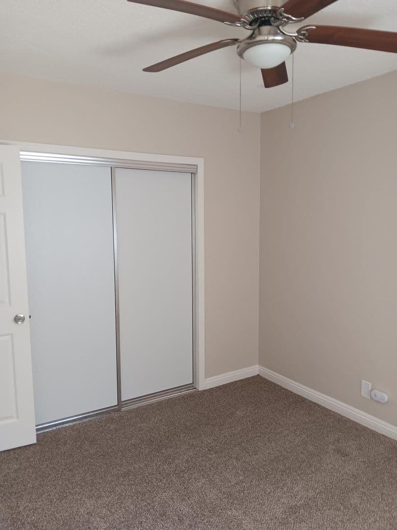 DOWNEY Apartment: 8547 IMPERIAL HIGHWAY
