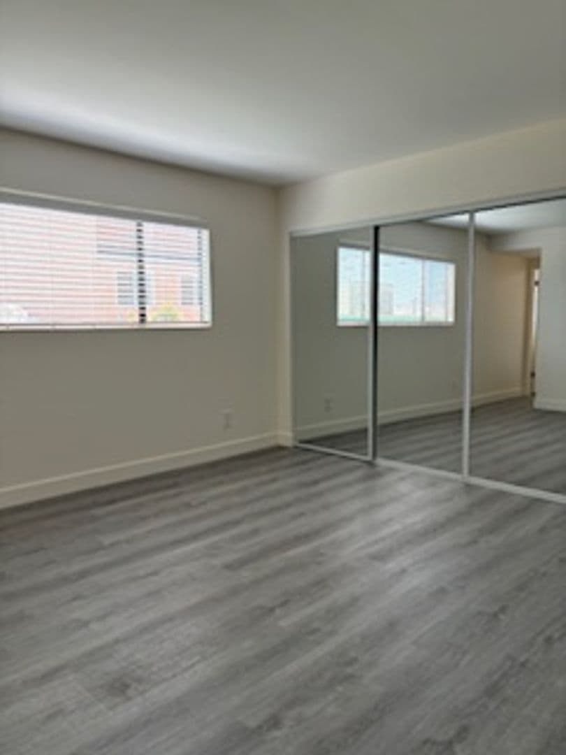 LONG BEACH Apartment: 2204 E. 4TH STREET